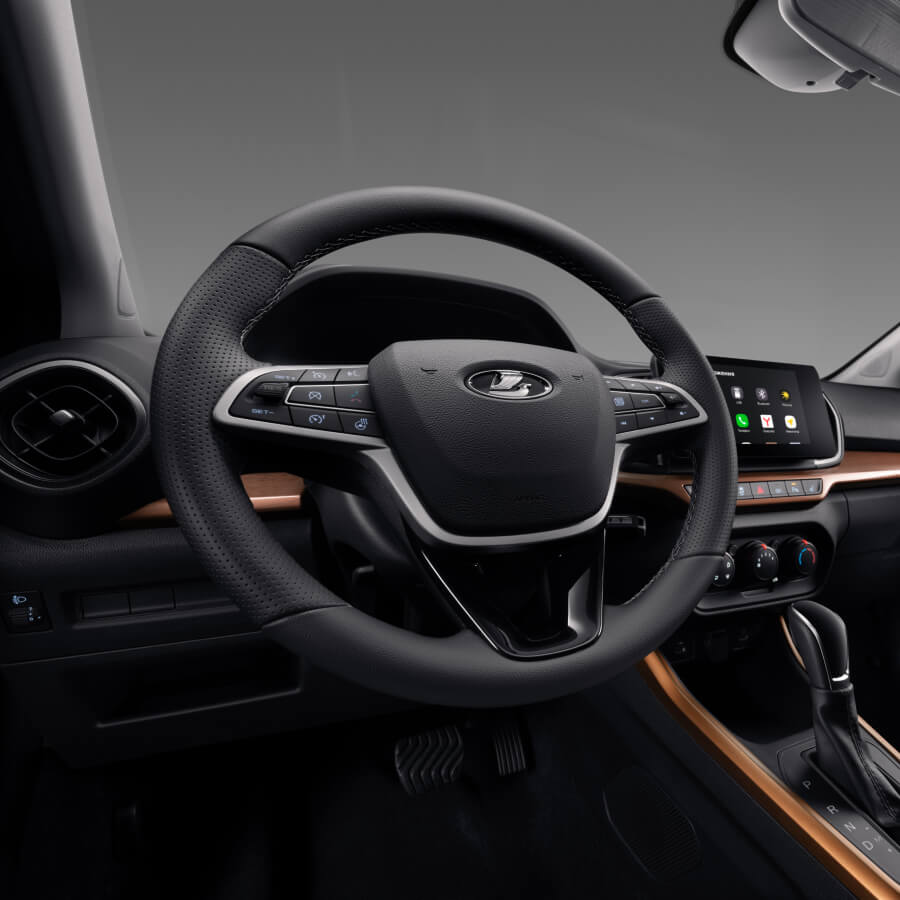 Рулевое колесо с кожаной отделкой и подогревом