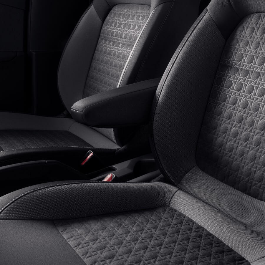 Комбинированная обивка сидений