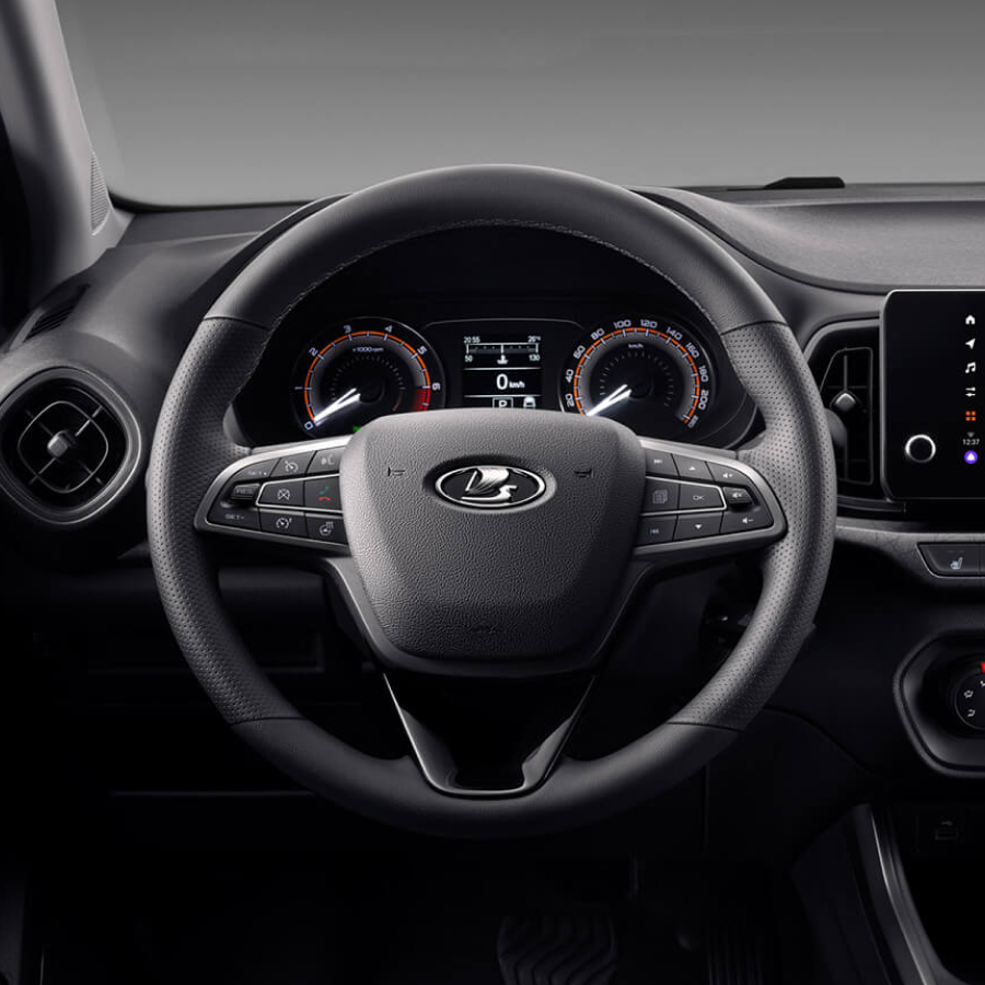 Рулевое колесо с кожаной отделкой и подогревом